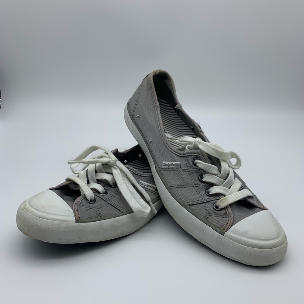 Women's Converse Lady All Stars. Gray. Size 9.